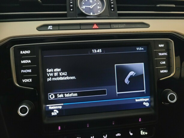 volkswagen-passat-plug-in-petrol-2017-big-43