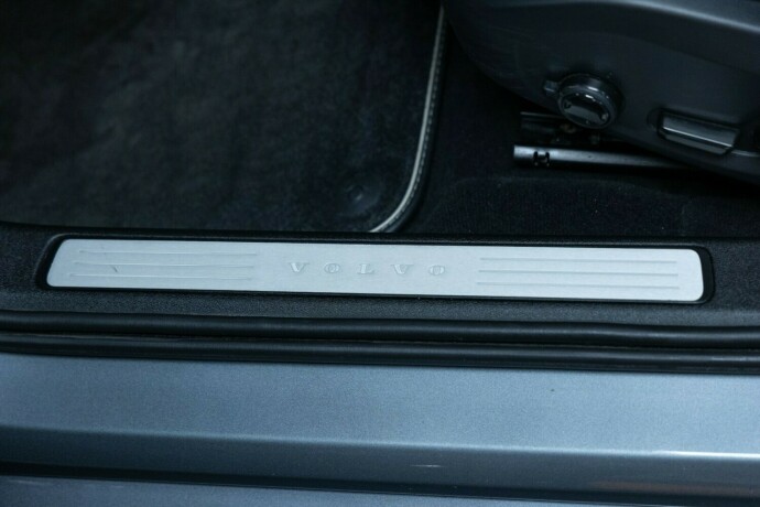 volvo-v60-elektrisitetbensin-2020-big-14