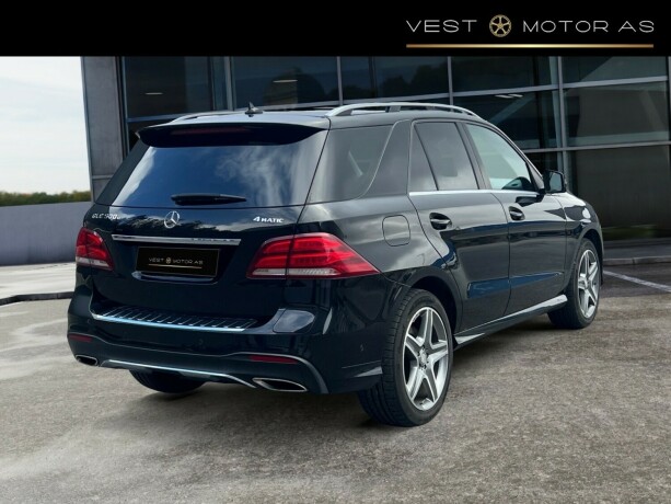 mercedes-benz-gle-elektrisitetbensin-2016-big-7