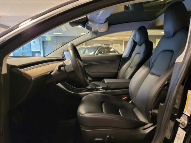 tesla-model-3-elektrisitet-2019-big-18