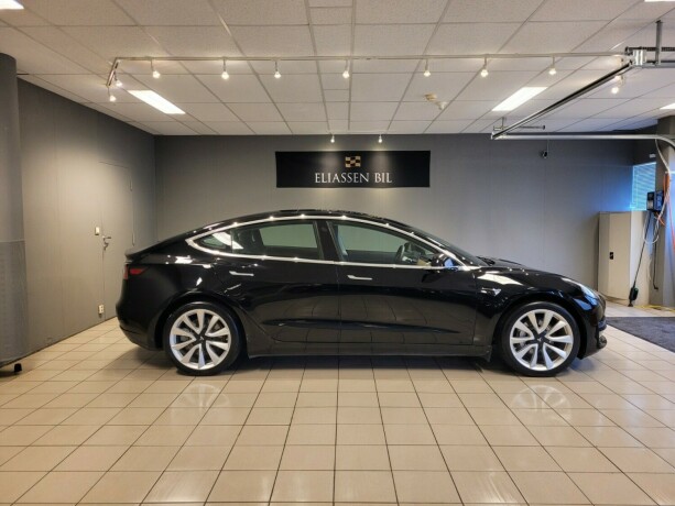 tesla-model-3-elektrisitet-2019-big-3