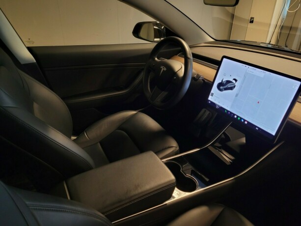 tesla-model-3-elektrisitet-2019-big-14