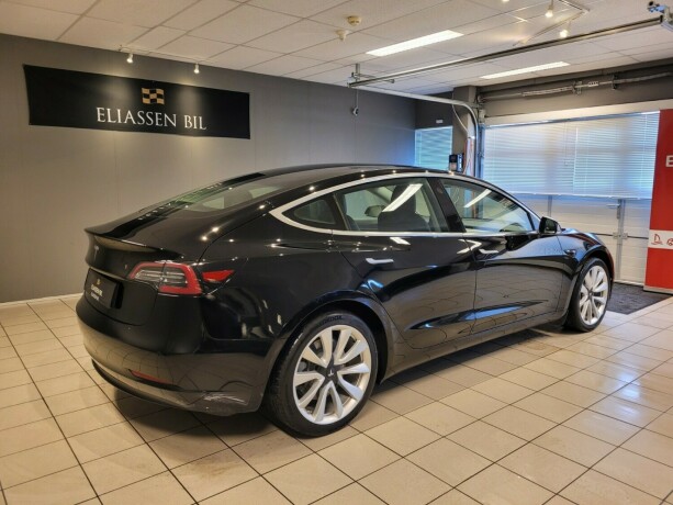 tesla-model-3-elektrisitet-2019-big-4