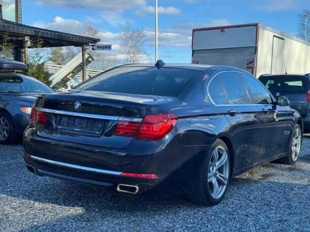 bmw-7-serie-diesel-2013-big-6