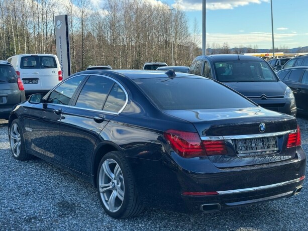 bmw-7-serie-diesel-2013-big-2