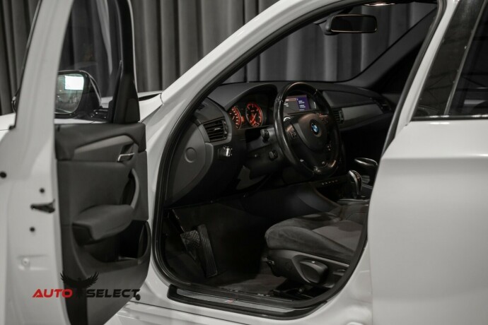 bmw-x1-diesel-2014-big-19