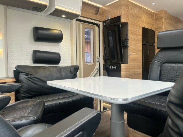 adria-sonic-supreme-i-810sl-2-enkle-senger-senkeseng-alde-topputgave-steikeovn-skinn-diesel-2019-big-30