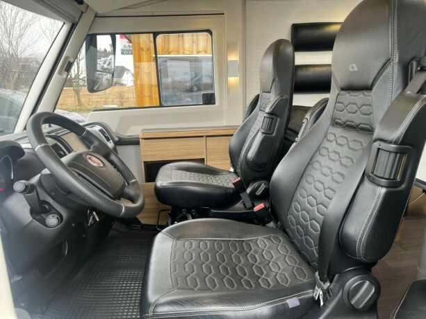 adria-sonic-supreme-i-810sl-2-enkle-senger-senkeseng-alde-topputgave-steikeovn-skinn-diesel-2019-big-17