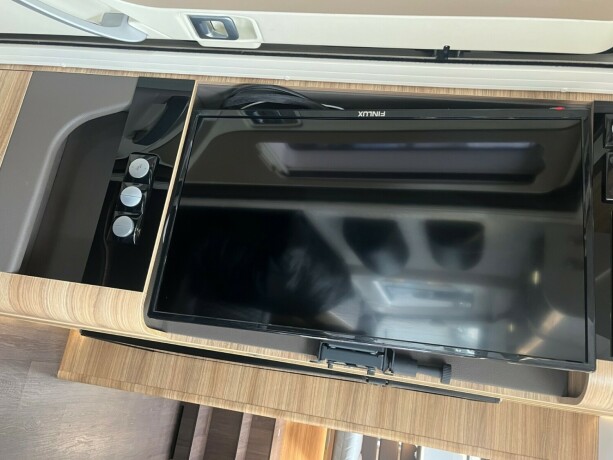 adria-sonic-supreme-i-810sl-2-enkle-senger-senkeseng-alde-topputgave-steikeovn-skinn-diesel-2019-big-38