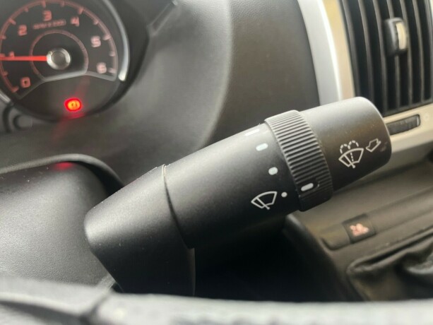 adria-sonic-supreme-i-810sl-2-enkle-senger-senkeseng-alde-topputgave-steikeovn-skinn-diesel-2019-big-23