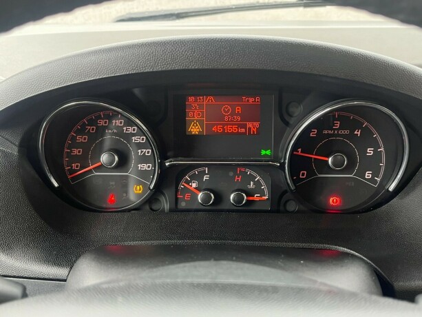 adria-sonic-supreme-i-810sl-2-enkle-senger-senkeseng-alde-topputgave-steikeovn-skinn-diesel-2019-big-24