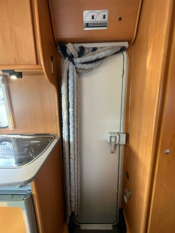 dethleffs-sun-light-lav-seng-bak-godkjent-fukttest-mars-26-gasstest-h248y-nyttelast-velhold-diesel-2006-big-40