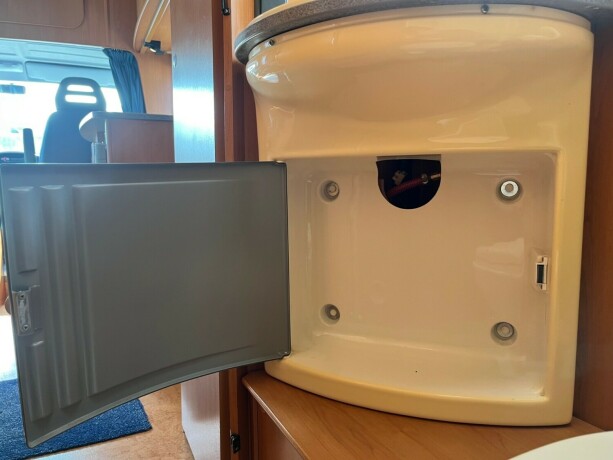 dethleffs-sun-light-lav-seng-bak-godkjent-fukttest-mars-26-gasstest-h248y-nyttelast-velhold-diesel-2006-big-47