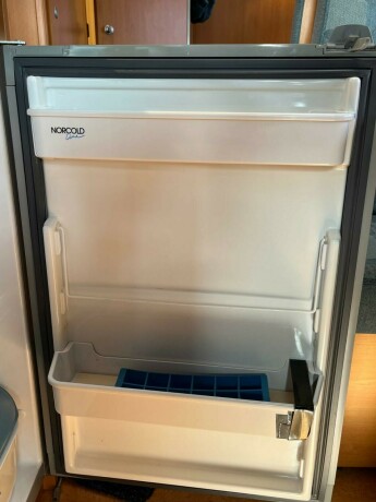 dethleffs-sun-light-lav-seng-bak-godkjent-fukttest-mars-26-gasstest-h248y-nyttelast-velhold-diesel-2006-big-39