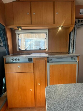 dethleffs-sun-light-lav-seng-bak-godkjent-fukttest-mars-26-gasstest-h248y-nyttelast-velhold-diesel-2006-big-28