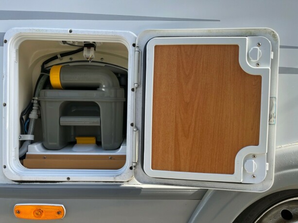 dethleffs-sun-light-lav-seng-bak-godkjent-fukttest-mars-26-gasstest-h248y-nyttelast-velhold-diesel-2006-big-8