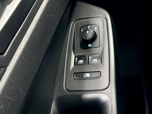 volkswagen-caddy-maxi-diesel-2022-big-14