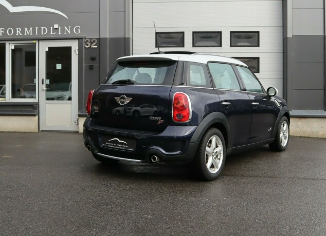 mini-countryman-serie-diesel-2011-big-1