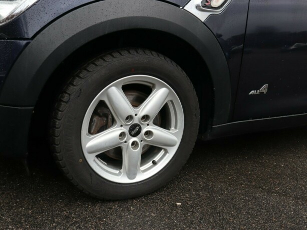 mini-countryman-serie-diesel-2011-big-15