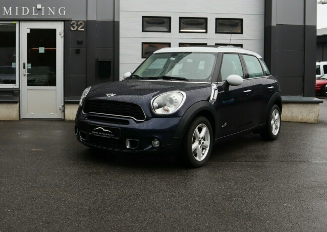 mini-countryman-serie-diesel-2011-big-0