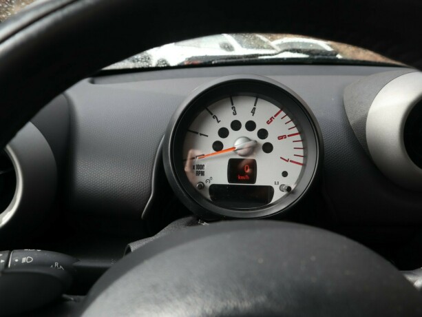 mini-countryman-serie-diesel-2011-big-14