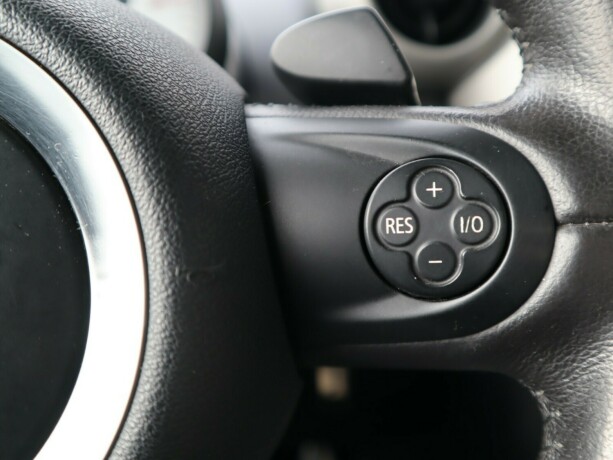 mini-countryman-serie-diesel-2011-big-12