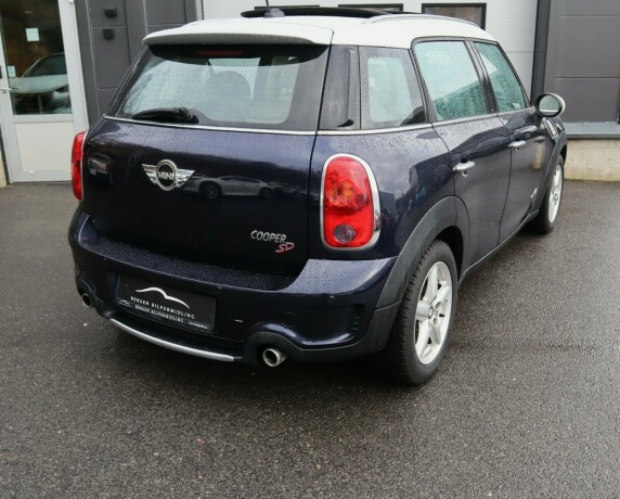mini-countryman-serie-diesel-2011-big-5