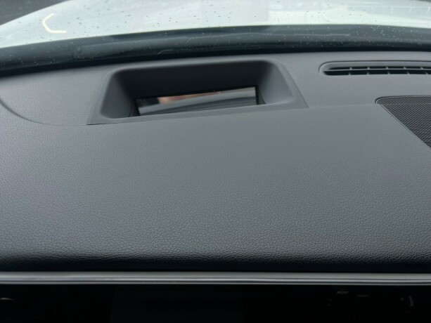 mercedes-benz-a35-bensin-2020-big-17