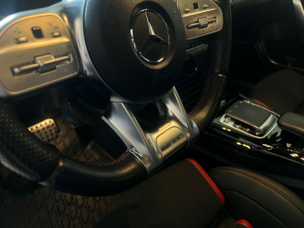 mercedes-benz-a35-bensin-2020-big-21