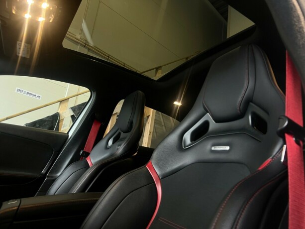 mercedes-benz-a35-bensin-2020-big-26