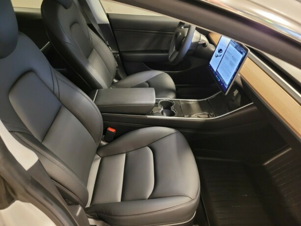 tesla-model-3-elektrisitet-2019-big-18