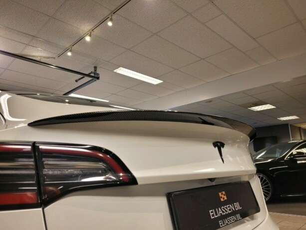 tesla-model-3-elektrisitet-2019-big-6