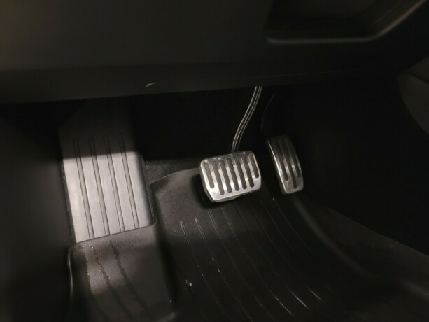 tesla-model-3-elektrisitet-2019-big-28