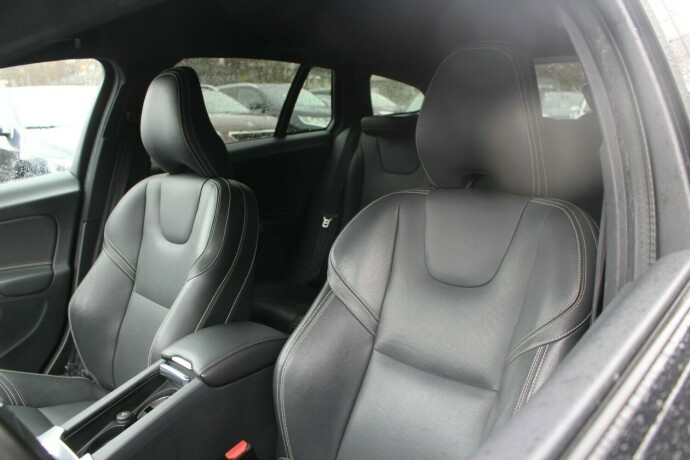 volvo-v60-elektrisitetdiesel-2018-big-7