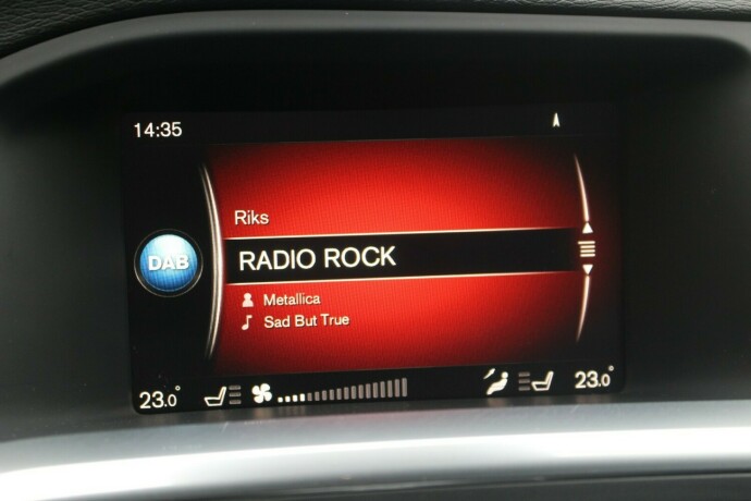 volvo-v60-elektrisitetdiesel-2018-big-16