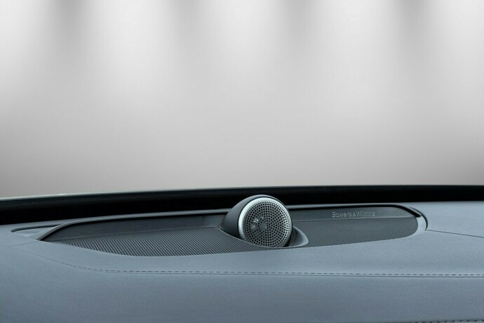 volvo-xc-90-diesel-2019-big-2