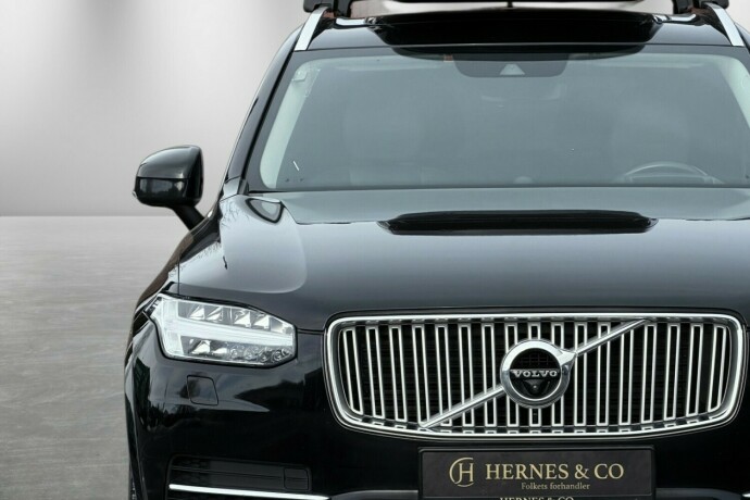 volvo-xc-90-diesel-2019-big-16