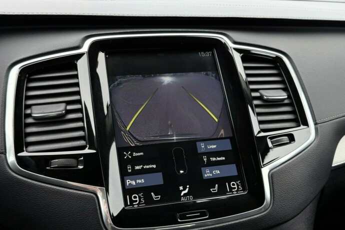 volvo-xc-90-diesel-2019-big-10