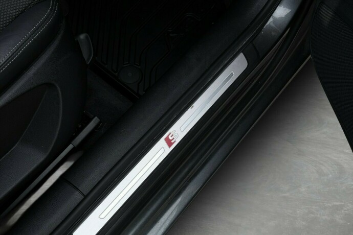 audi-a3-bensin-2019-big-4