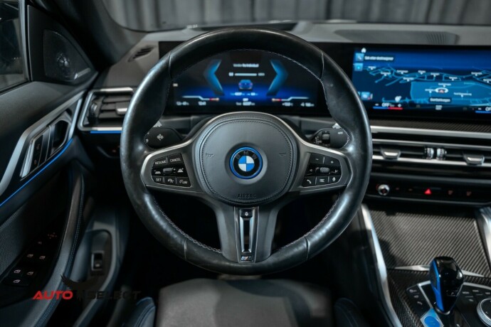 bmw-i4-elektrisitet-2022-big-33