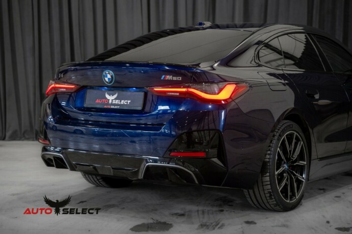 bmw-i4-elektrisitet-2022-big-15