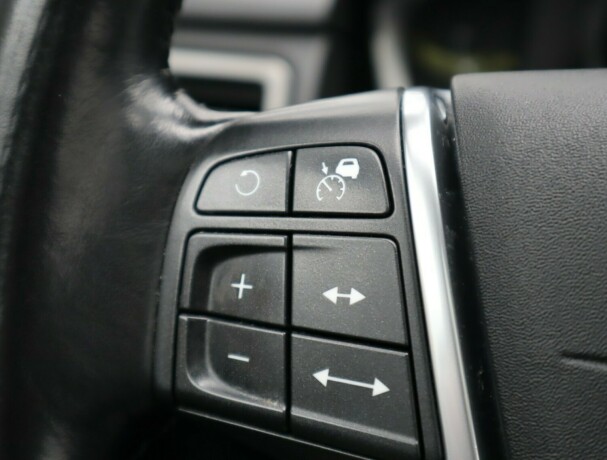 volvo-xc-70-diesel-2015-big-11