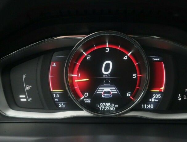 volvo-xc-70-diesel-2015-big-24