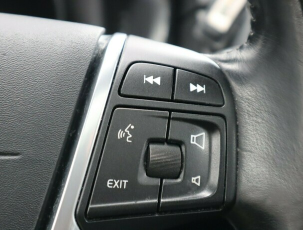 volvo-xc-70-diesel-2015-big-12