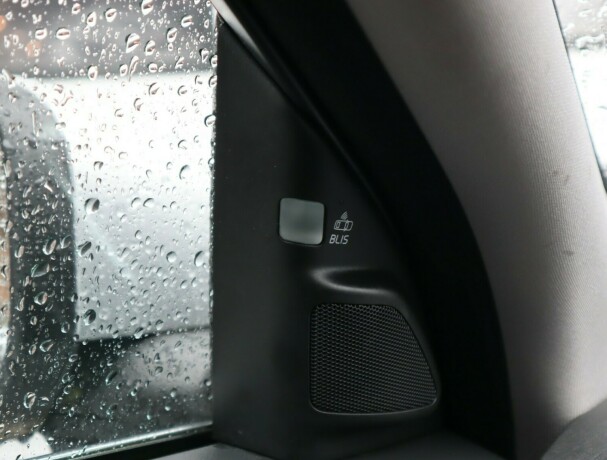 volvo-xc-70-diesel-2015-big-15