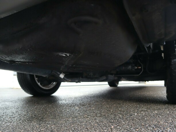 mercedes-benz-bensin-1980-big-29