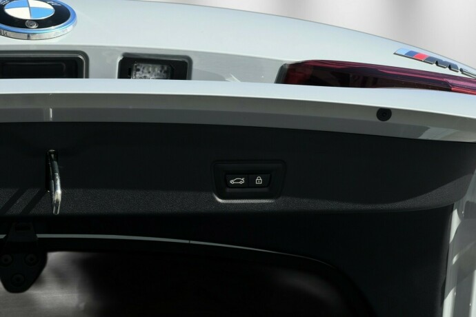 bmw-i4-elektrisitet-2022-big-10