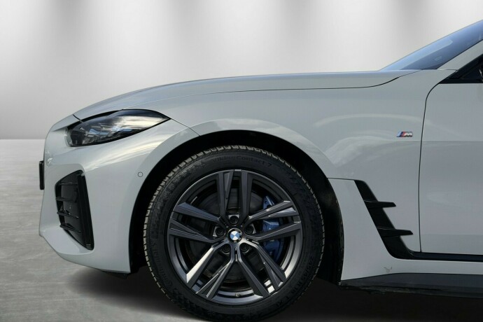 bmw-i4-elektrisitet-2022-big-13