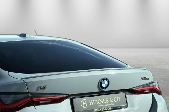 bmw-i4-elektrisitet-2022-big-8