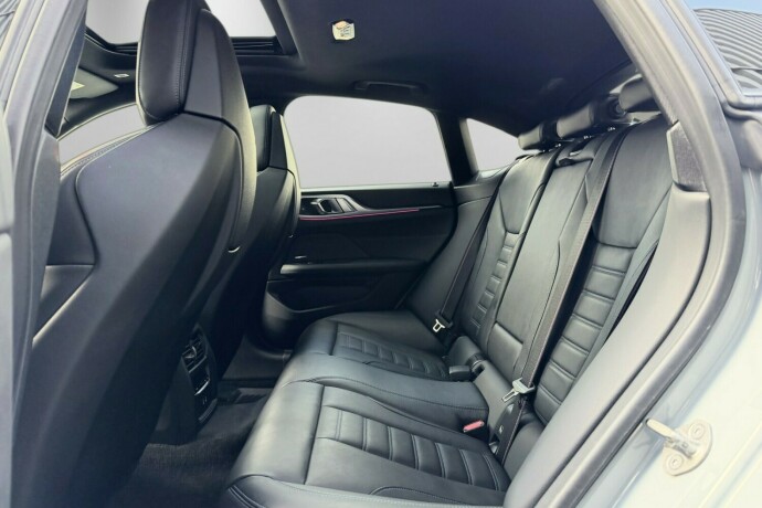 bmw-i4-elektrisitet-2022-big-28